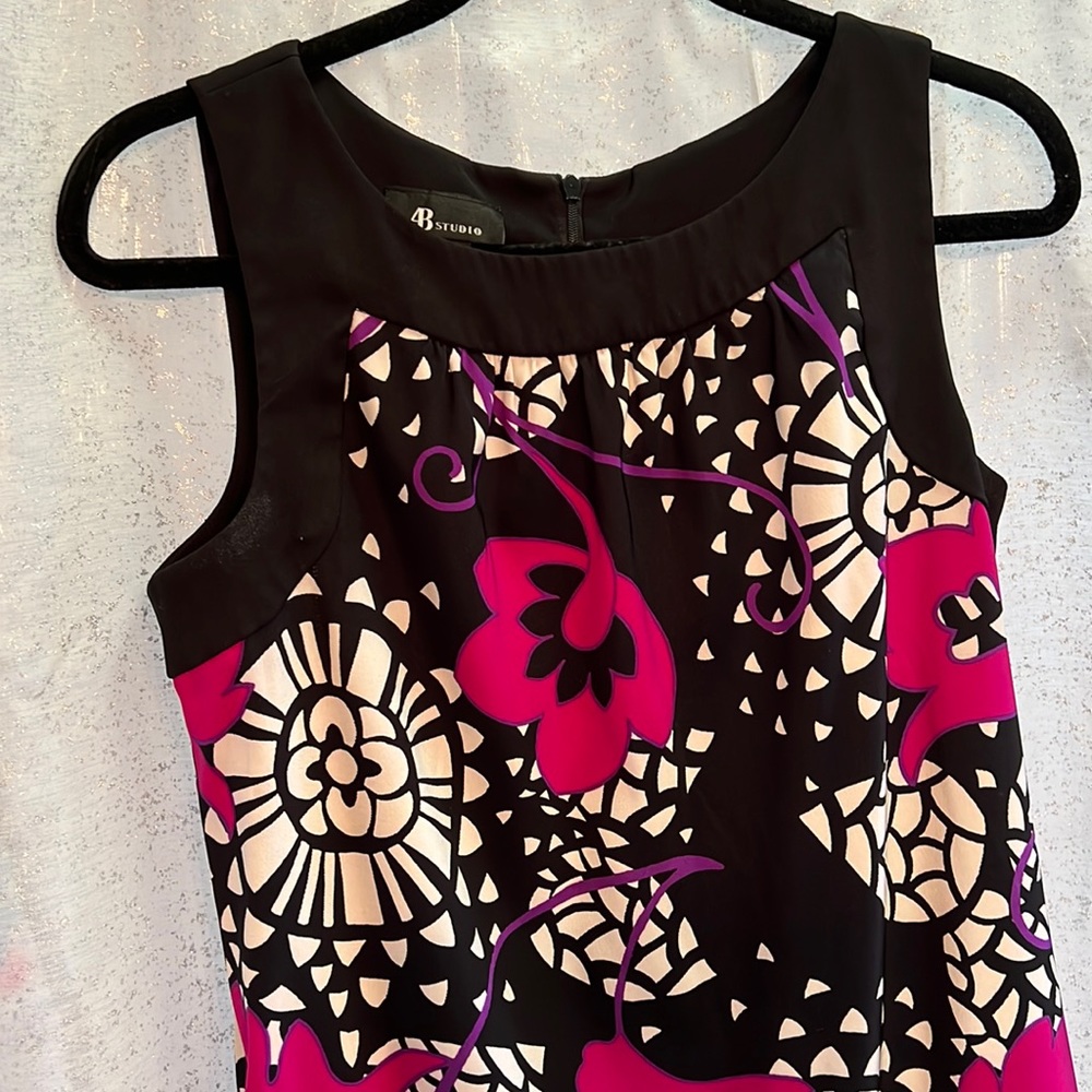 Printed dress with pockets